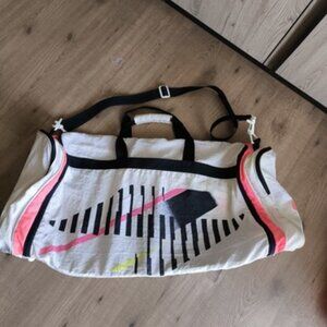 1990 Nike Challenge Court duffle bag (Pink Lava and Volt)